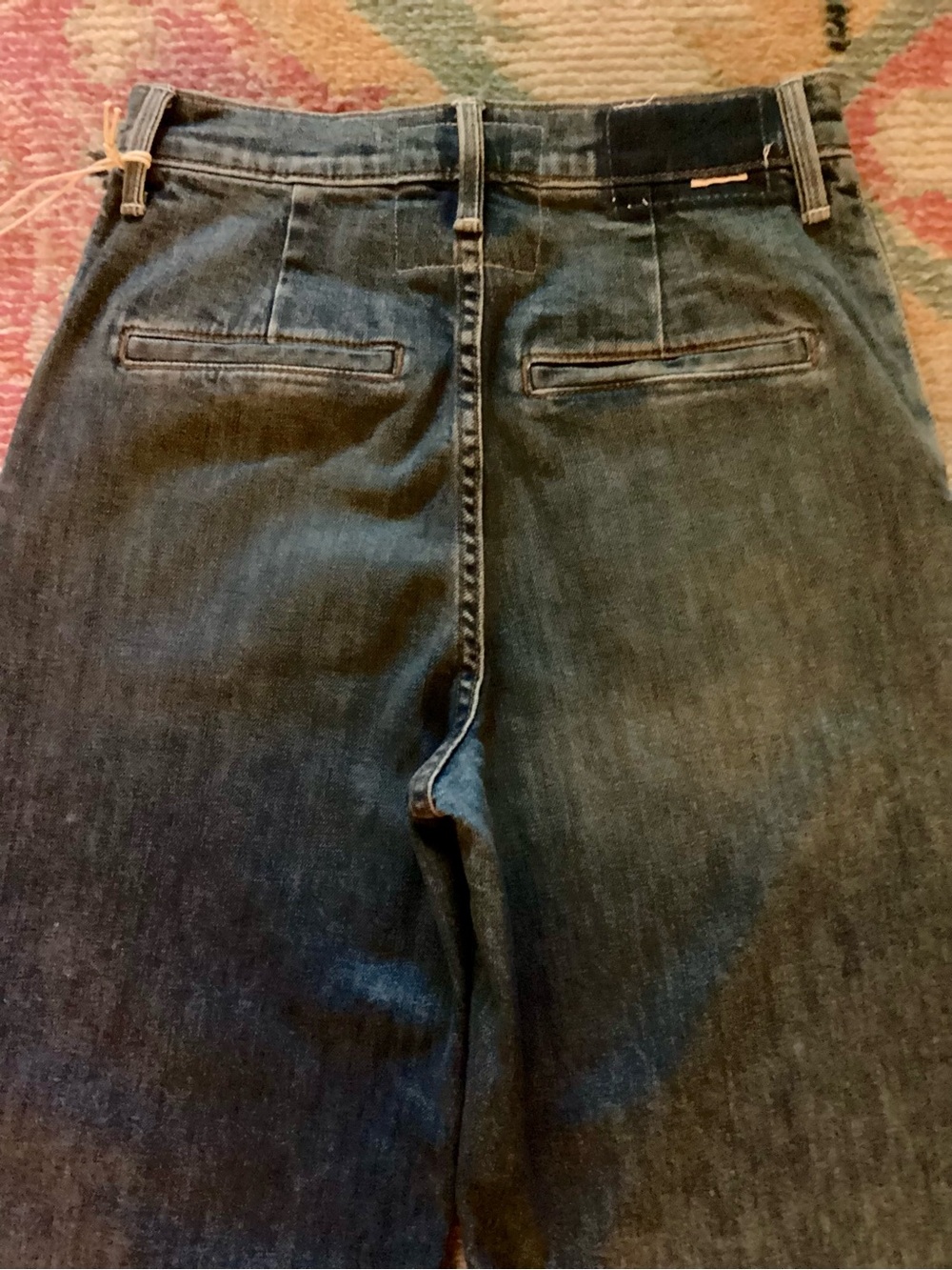 MOTHER High-Rise Spinner Prep Skimp Wide-Leg Jeans in Flashback 26 - Picture 9 of 11